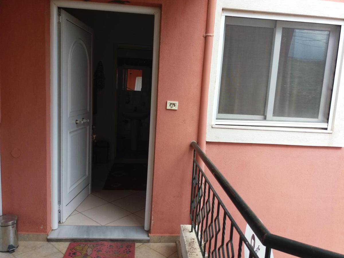 יואנינה Laida Place מראה חיצוני תמונה